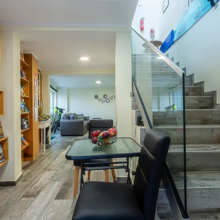 Mateus House - Center *