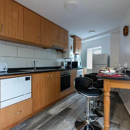 Prázdninový dům Mateus House - Center Porto Da Cruz