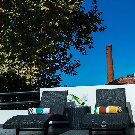 Mateus House - Center Porto Da Cruz